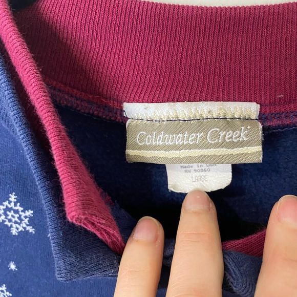 Vintage winter scene sweater coat! - Picture 3 of 4